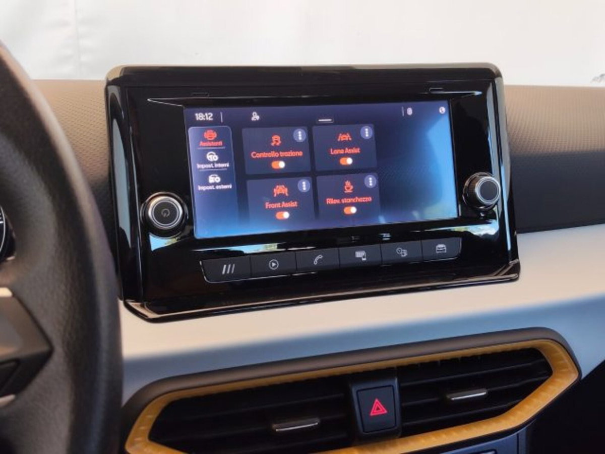 SEAT Arona 1.0 ecotsi Style 115cv dsg (7)