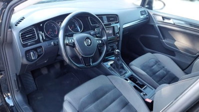 Volkswagen Golf 1.6 TDI DPF 5p. Highline (4)