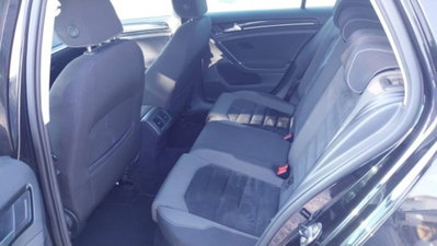 Volkswagen Golf 1.6 TDI DPF 5p. Highline (5)