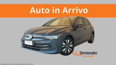 Volkswagen Golf Variant 1.5 etsi Life 115cv dsg usata