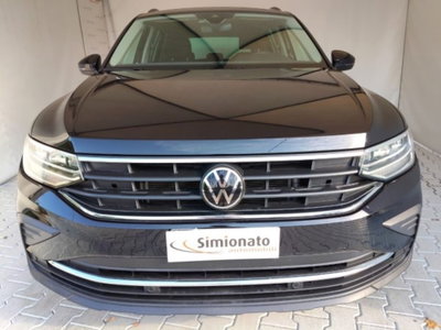 Volkswagen Tiguan 2.0 TDI 150 CV SCR DSG 4MOTION Life (2)