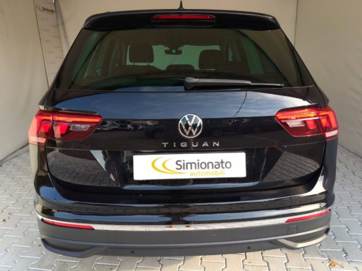 Volkswagen Tiguan 2.0 TDI 150 CV SCR DSG 4MOTION Life (5)