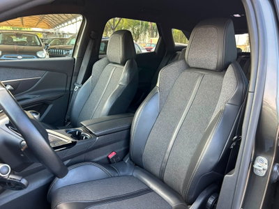 Peugeot 3008 BlueHDi 130 S&S EAT8 GT Line (10)