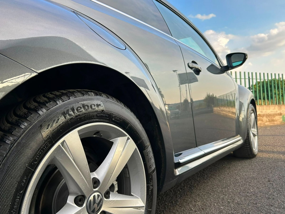 Volkswagen Maggiolino 1.4 TSI DSG Sport BlueMotion Technology (8)