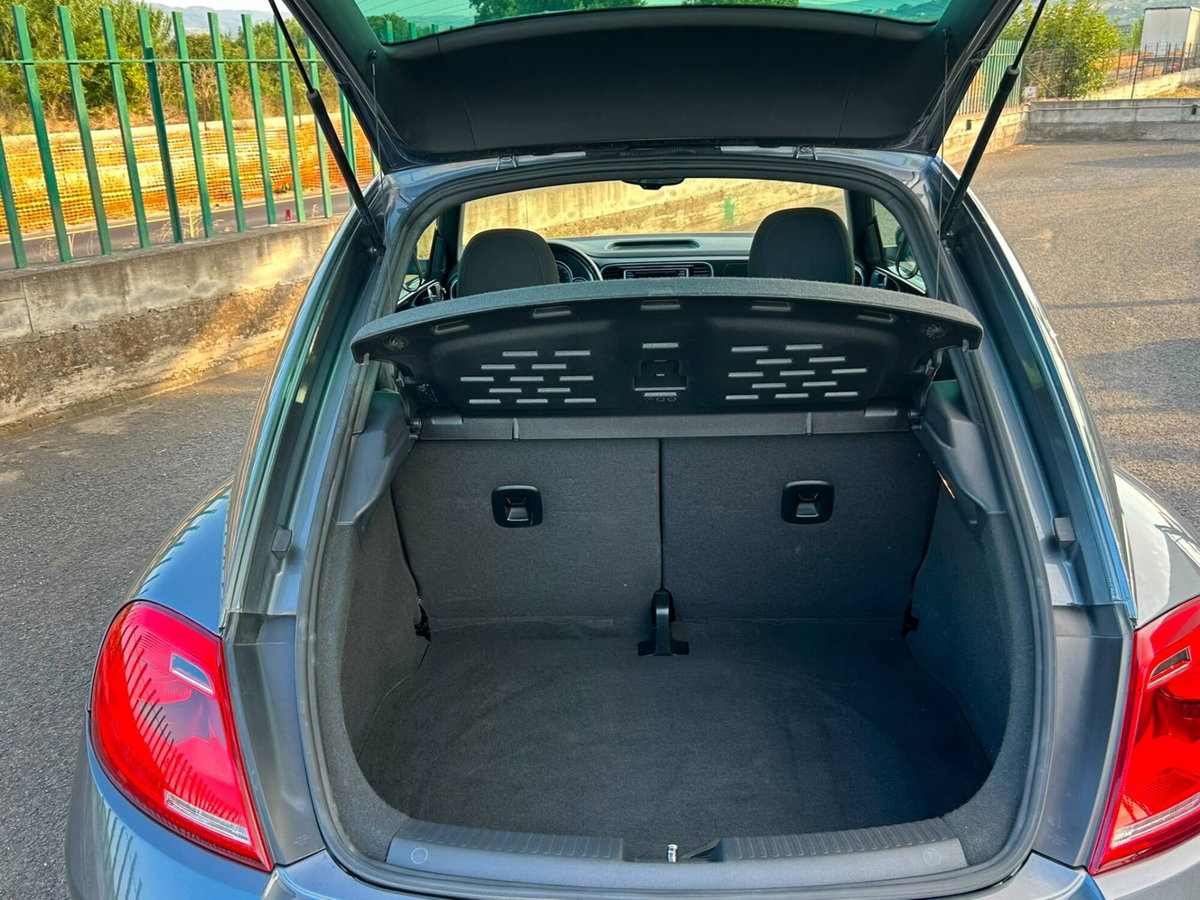 Volkswagen Maggiolino 1.4 TSI DSG Sport BlueMotion Technology (9)