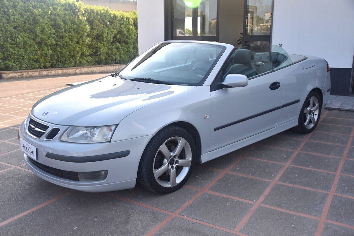 Saab 9-3 Cabrio 1.9 TiD 16V DPF Vector Sentronic (3)