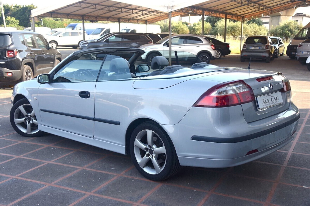 Saab 9-3 Cabrio 1.9 TiD 16V DPF Vector Sentronic (5)