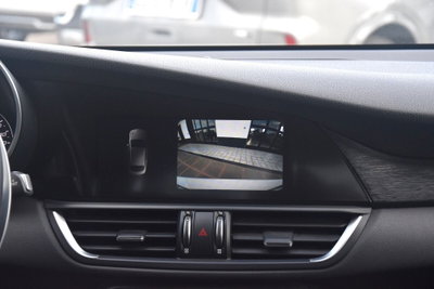 Alfa Romeo Giulia 2.2 Turbodiesel 190 CV AT8 Executive (13)