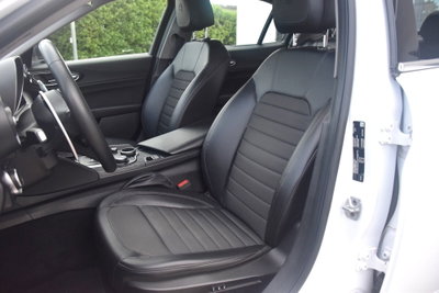 Alfa Romeo Giulia 2.2 Turbodiesel 190 CV AT8 Executive (8)