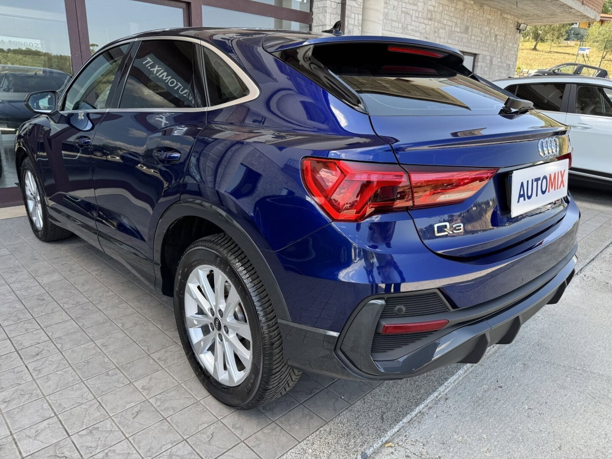 Audi Q3 Sportback 45 TFSI e S tronic Business Plus (13)
