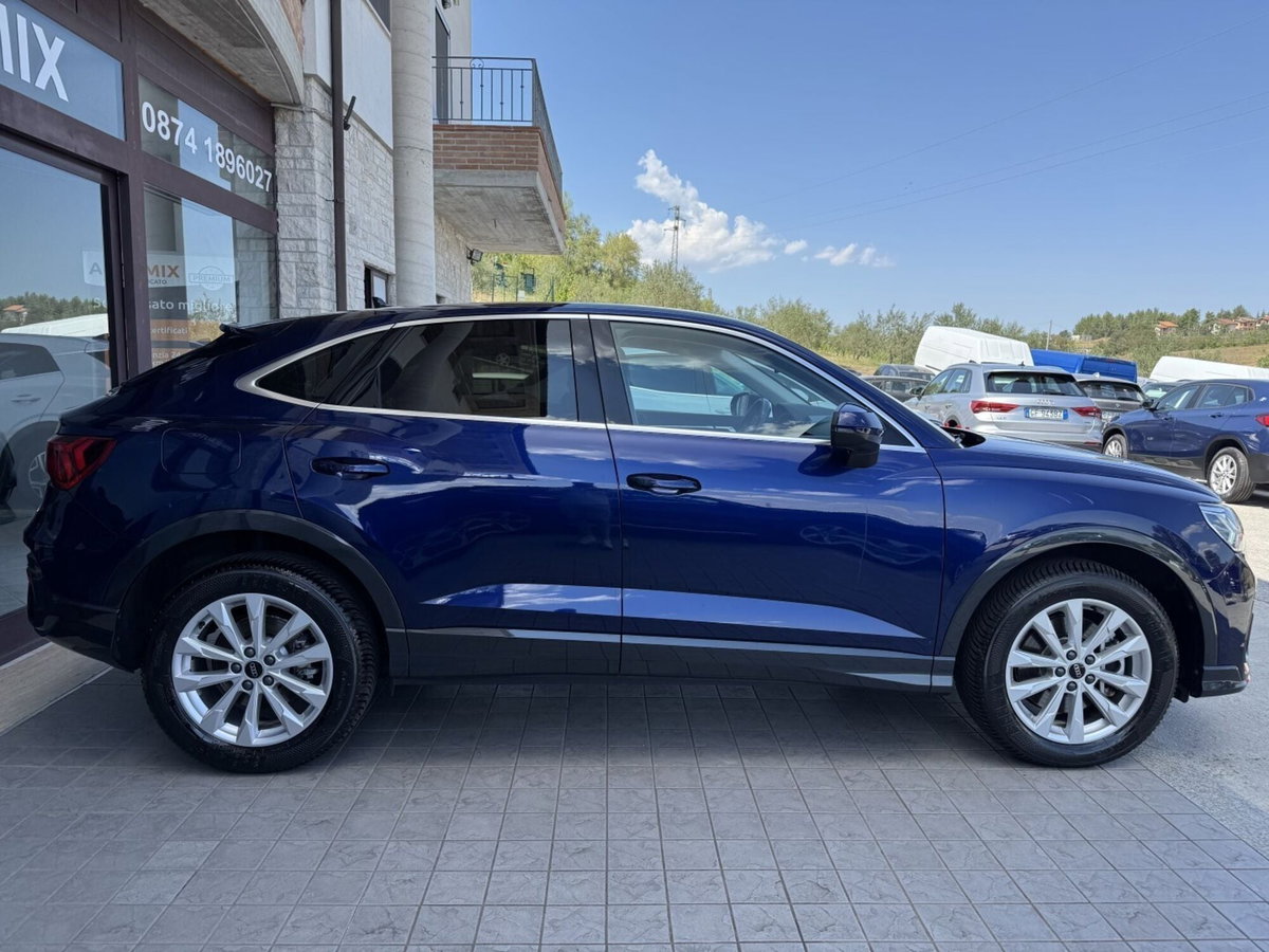 Audi Q3 Sportback 45 TFSI e S tronic Business Plus (7)