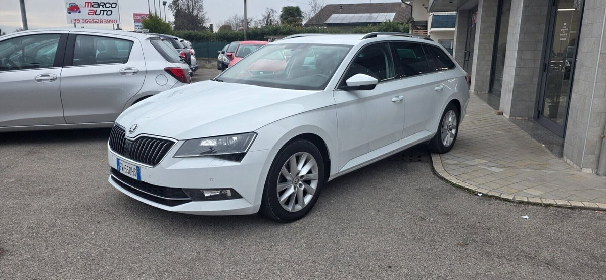 Skoda Superb Station Wagon 1.6 TDI DSG Wagon Ambition (6)