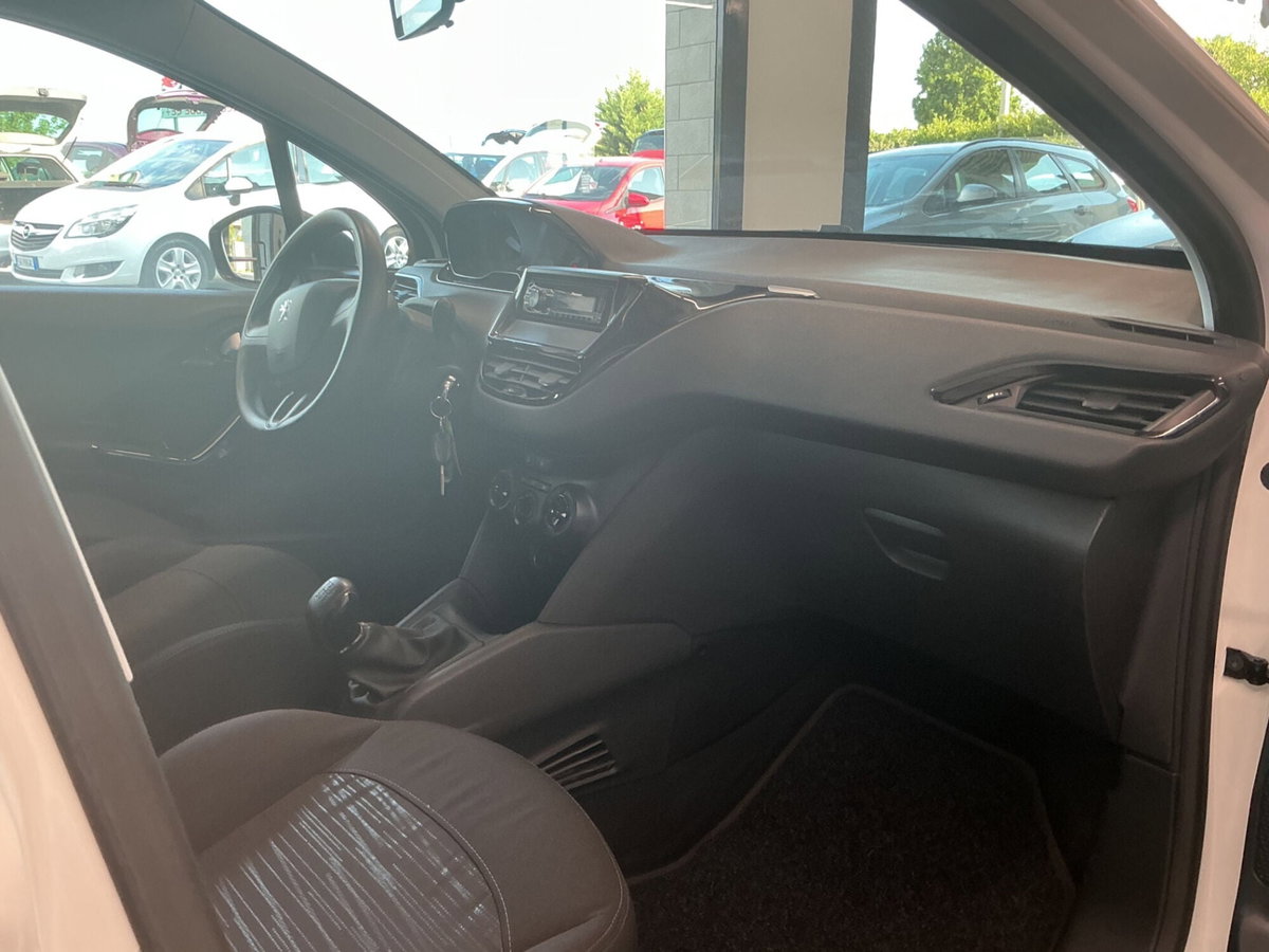 Peugeot 208 VTi 82 CV 5 porte Active (19)