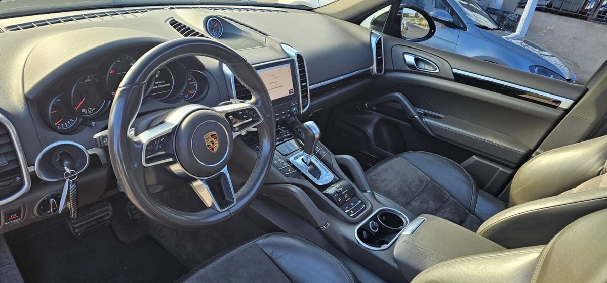 Porsche Cayenne 4.1 S Diesel Platinum Edition (13)
