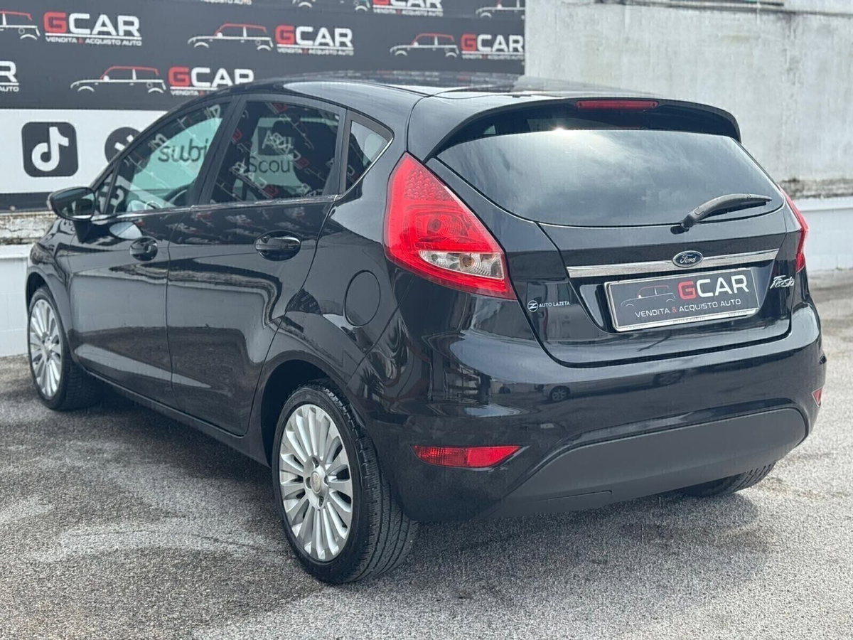 Ford Fiesta 1.2 82 CV 5 porte Titanium (5)