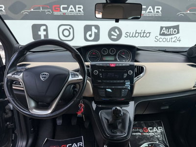 Lancia Ypsilon 1.3 MJT 16V 95 CV 5 porte S&S Platinum (11)