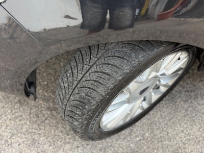 Lancia Ypsilon 1.3 MJT 16V 95 CV 5 porte S&S Platinum (17)