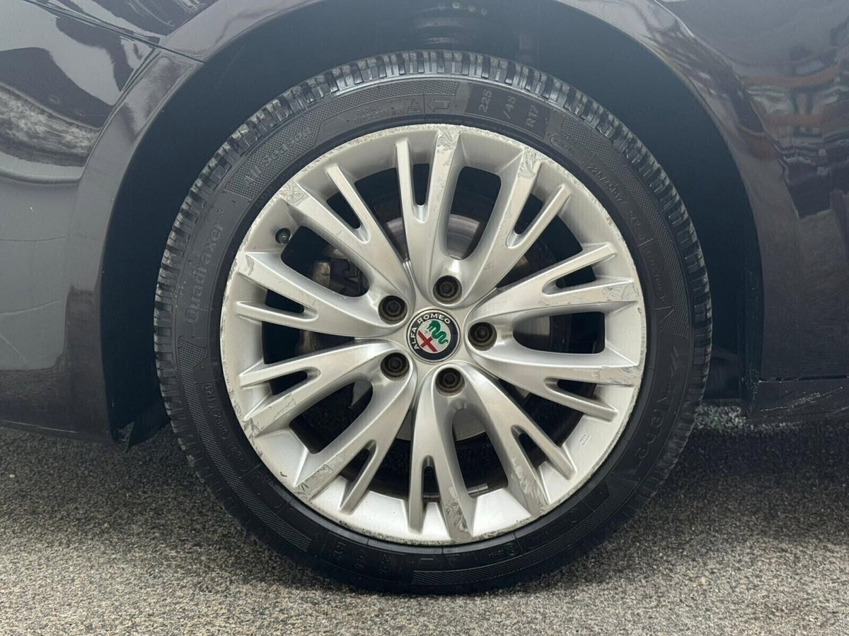 Alfa Romeo Giulietta 1.6 JTDm Ti 120cv (15)