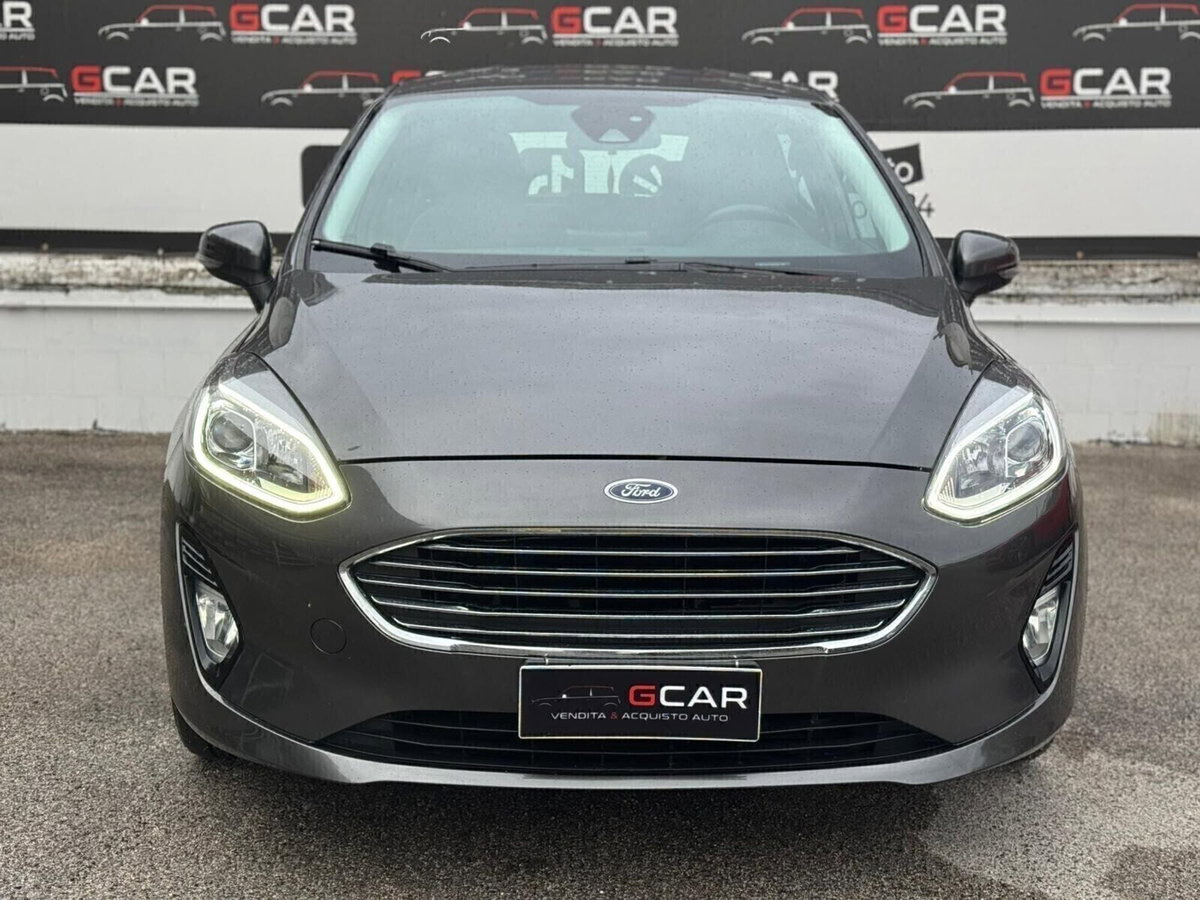 Ford Fiesta 1.5 TDCi 5 porte Vignale (3)