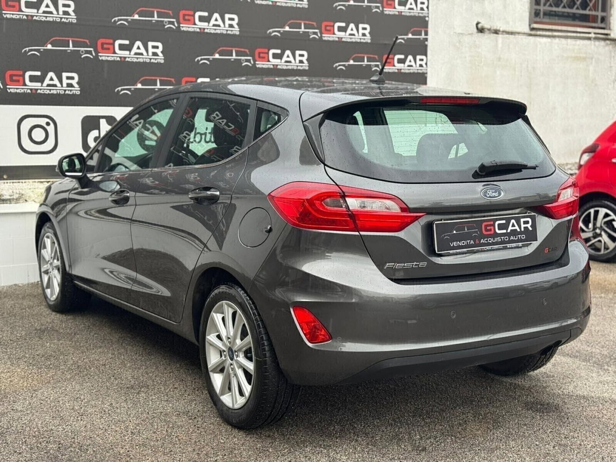 Ford Fiesta 1.5 TDCi 5 porte Vignale (5)
