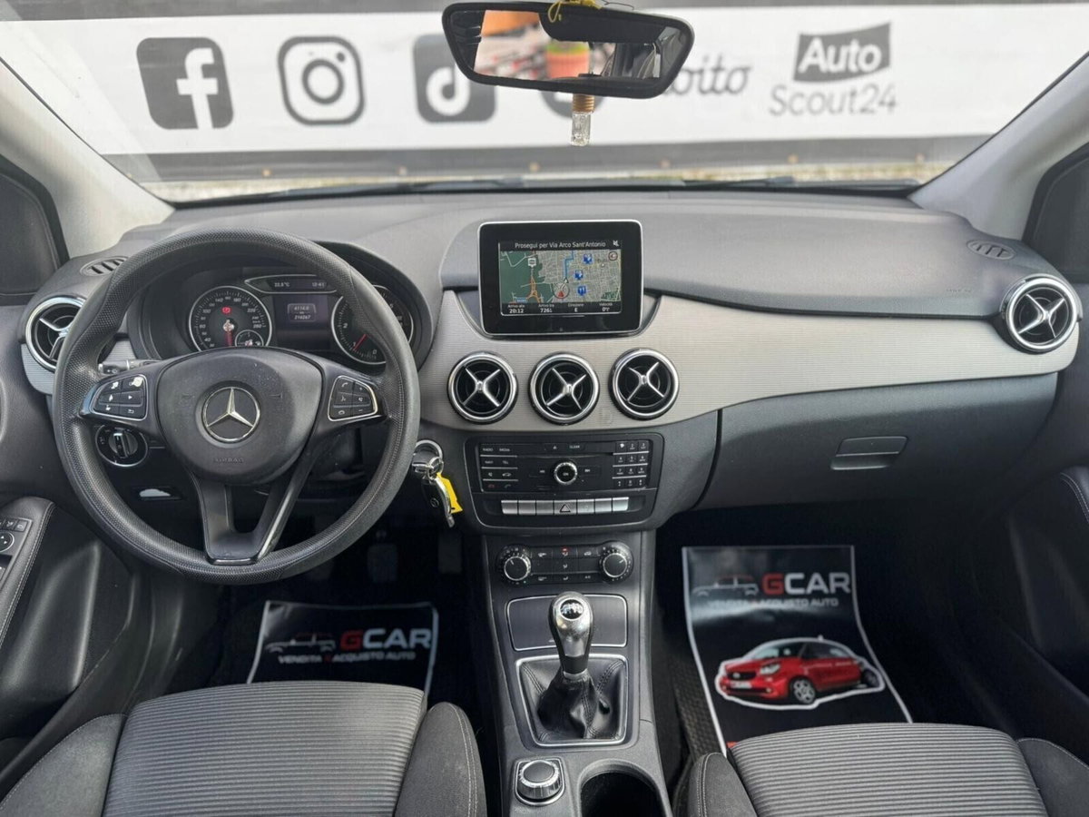 Mercedes-Benz Classe B 160 d Premium (10)