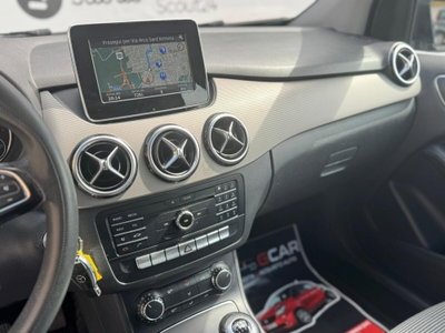 Mercedes-Benz Classe B 160 d Premium (16)