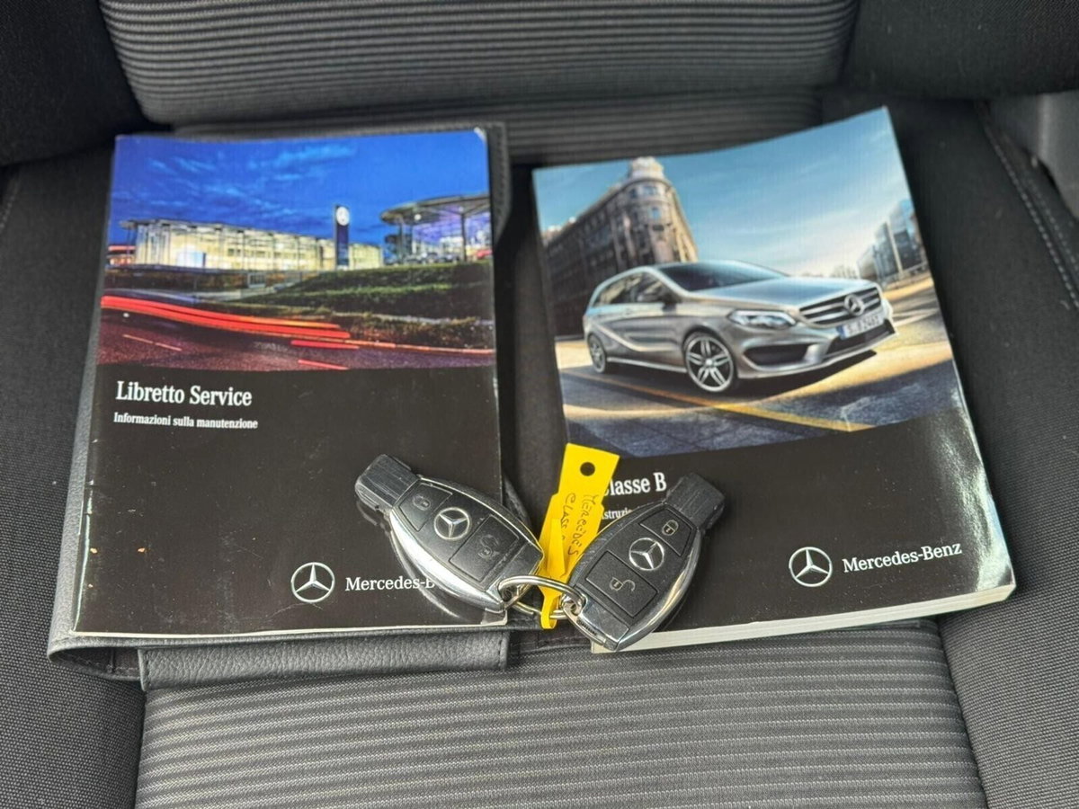 Mercedes-Benz Classe B 160 d Premium (20)