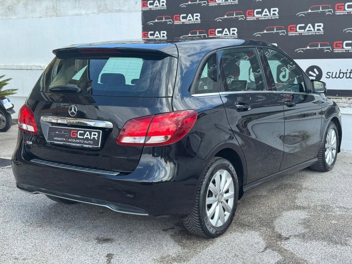Mercedes-Benz Classe B 160 d Premium (7)