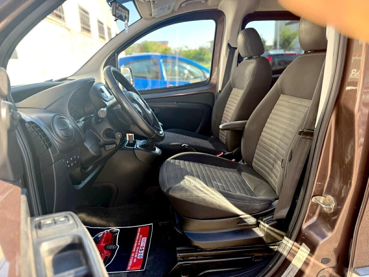 Fiat Qubo 1.3 MJT 95 CV Trekking (17)