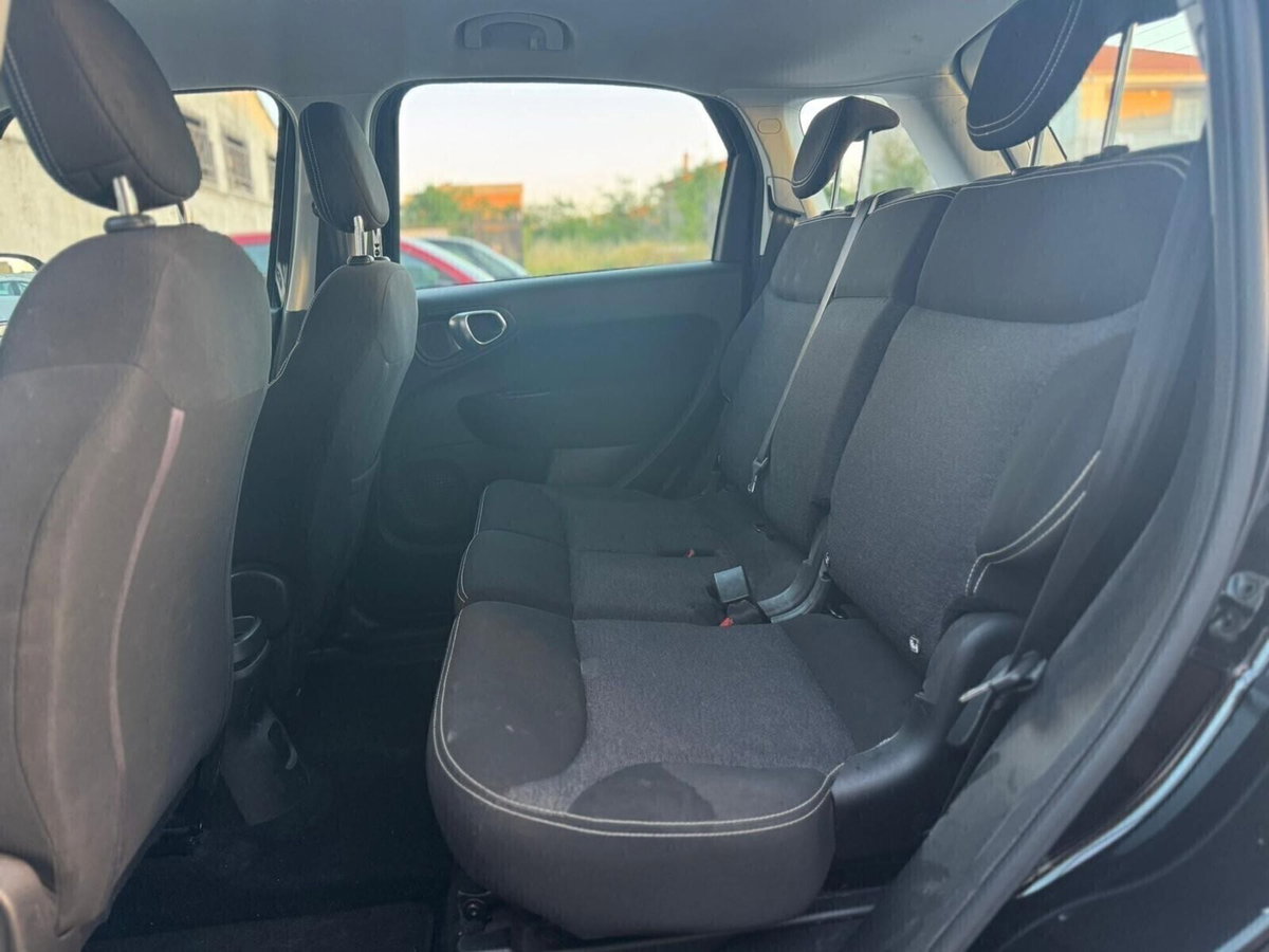 Fiat 500L 1.3 Multijet 95 CV Dualogic Lounge (17)