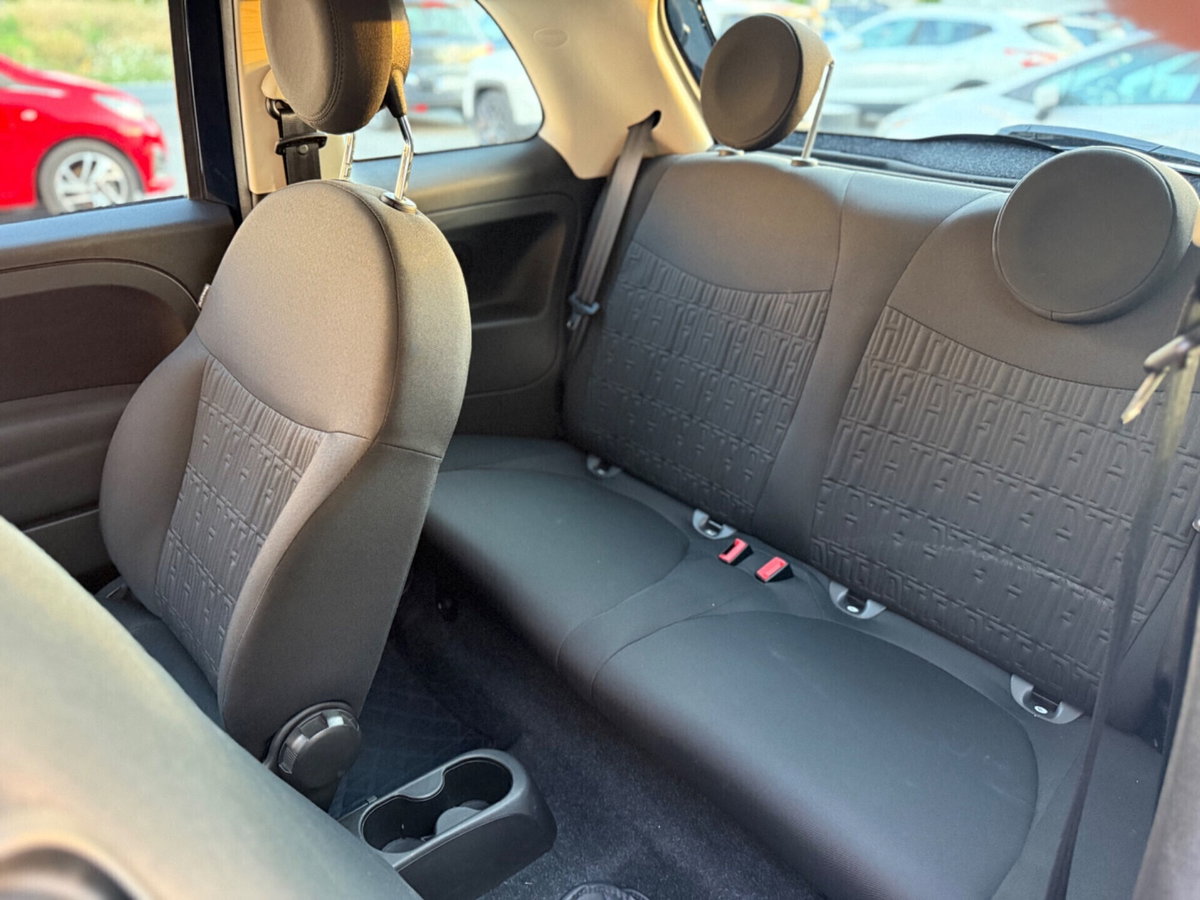 Fiat 500 1.0 Hybrid Red (12)