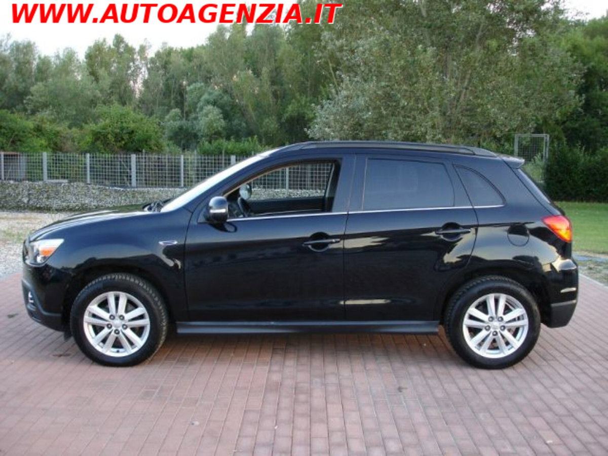 Mitsubishi ASX 1.8 DI-D 150 CV 4WD Invite (4)