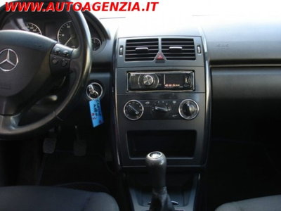 Mercedes-Benz Classe A 180 CDI Elegance (13)