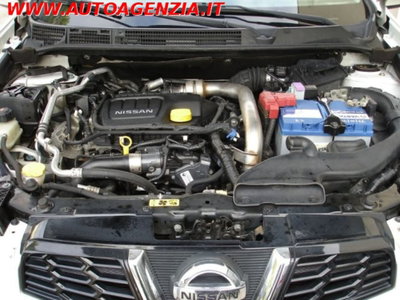 Nissan Qashqai 1.6 dCi 4WD N-Connecta (17)