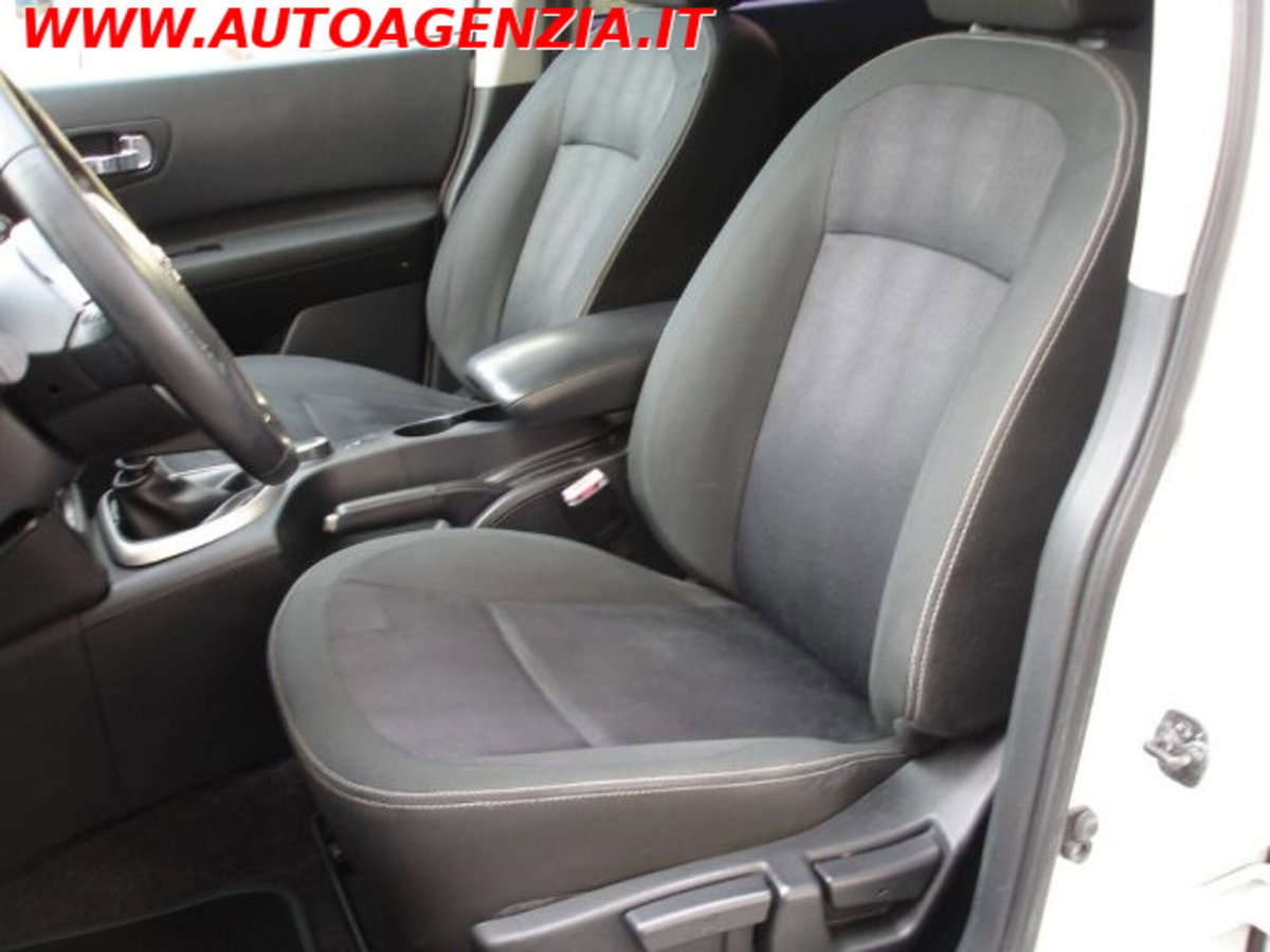 Nissan Qashqai 1.6 dCi 4WD N-Connecta (8)