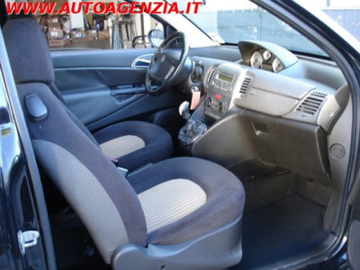 Lancia Ypsilon 1.2 (12)