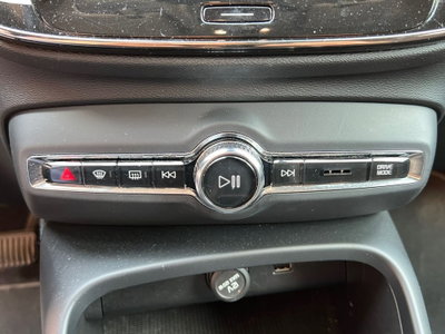 Volvo XC40 D3 Business Plus (13)
