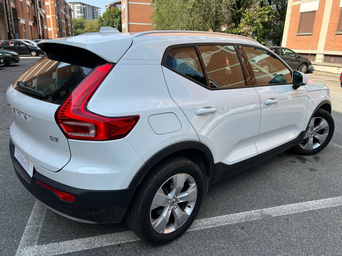 Volvo XC40 D3 Business Plus (5)