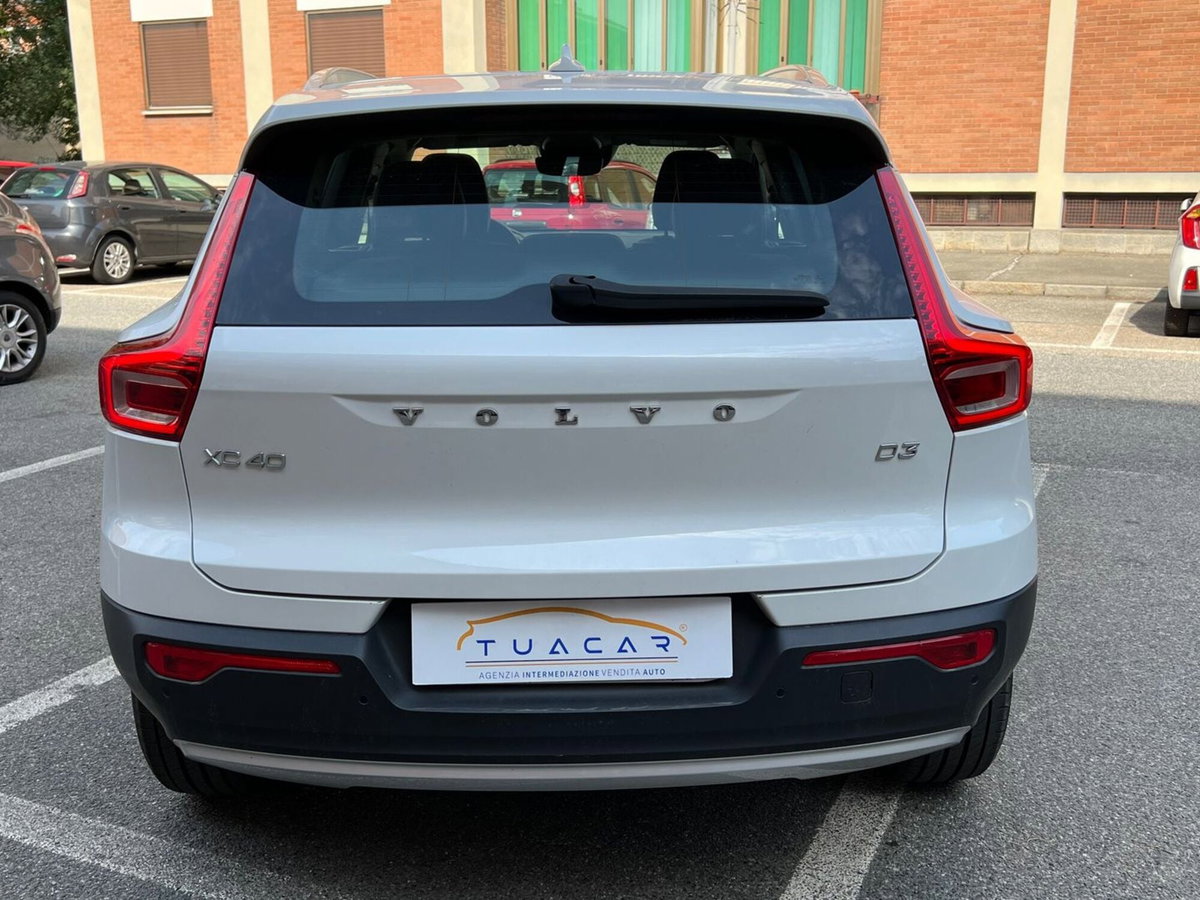 Volvo XC40 D3 Business Plus (6)