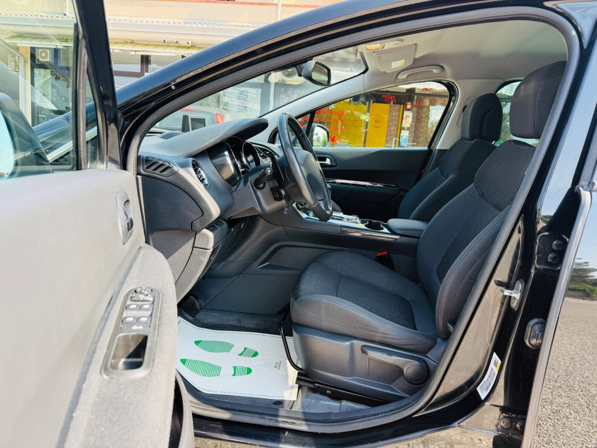 Peugeot 3008 1.6 e-HDi 115CV ETG6 Stop&Start Business (11)
