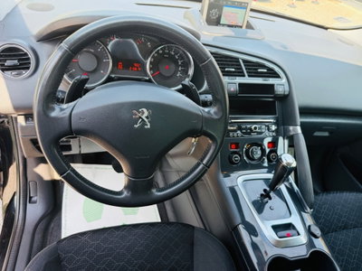 Peugeot 3008 1.6 e-HDi 115CV ETG6 Stop&Start Business (13)