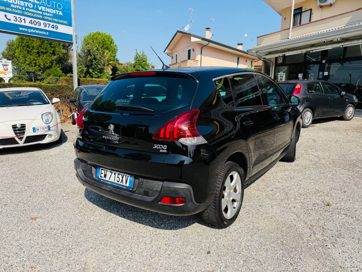Peugeot 3008 1.6 e-HDi 115CV ETG6 Stop&Start Business (7)