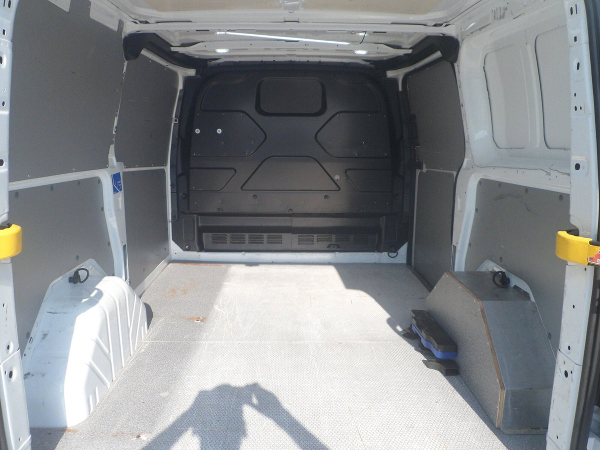 Ford Transit Custom Furgone 340 2.0 EcoBlue 130 PL-DC Furgone Titanium (8)