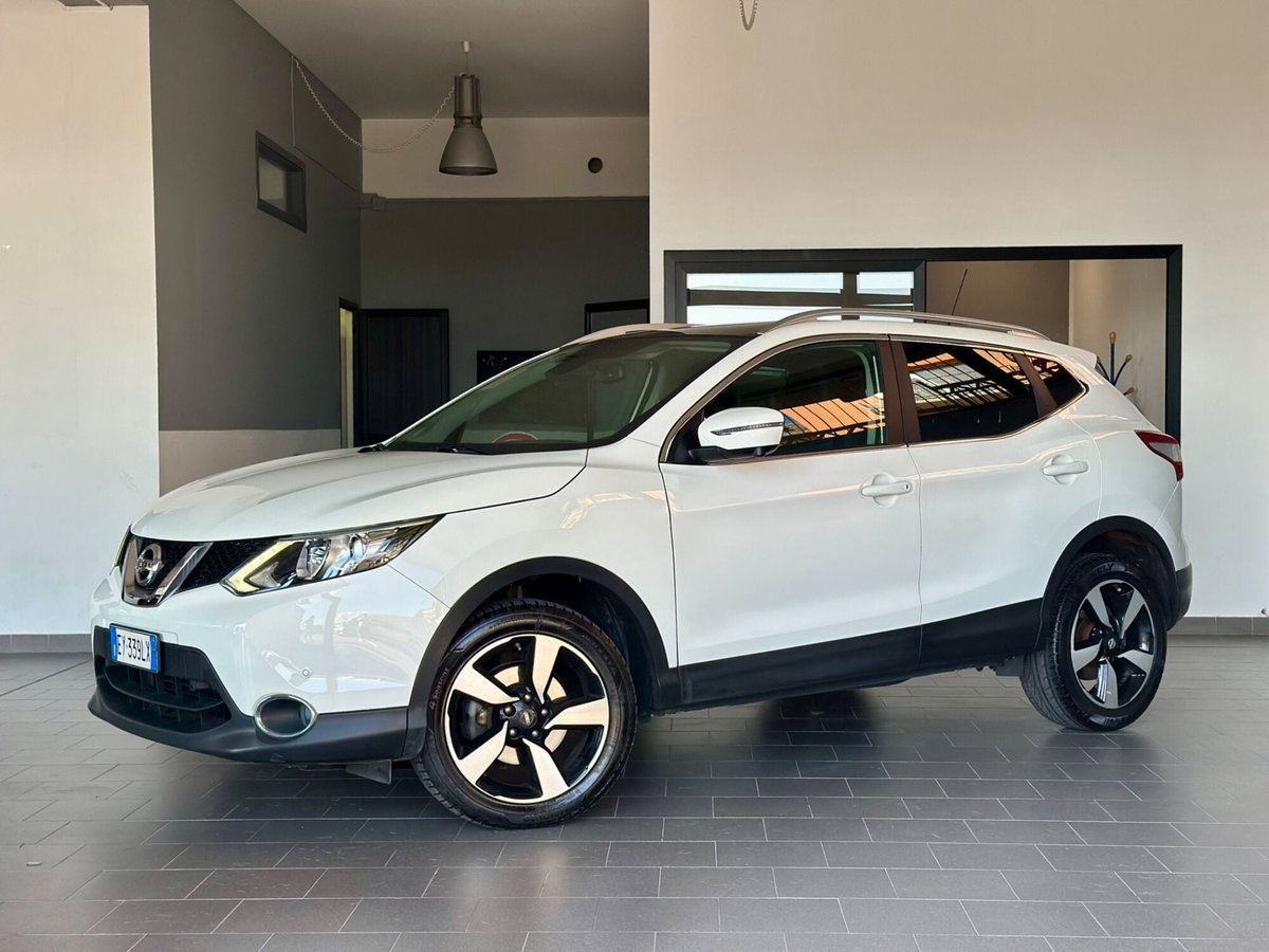 Nissan Qashqai 1.6 dCi 2WD 360 (2)