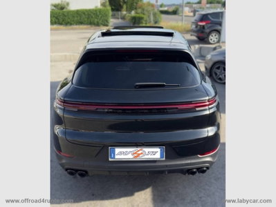 Porsche Cayenne Coupé 3.0 tiptronic (3)