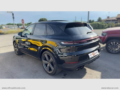 Porsche Cayenne Coupé 3.0 tiptronic (6)