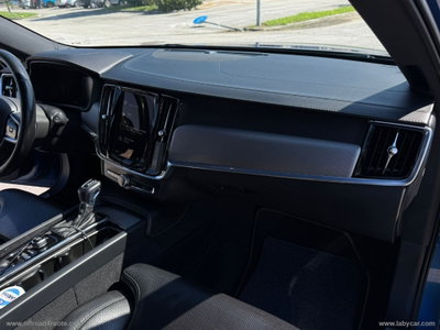 Volvo V90 D5 AWD Geartronic R-design (12)