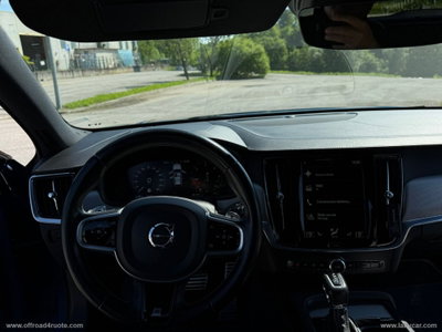 Volvo V90 D5 AWD Geartronic R-design (15)