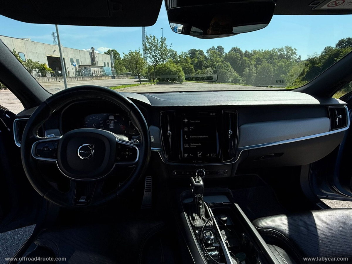 Volvo V90 D5 AWD Geartronic R-design (18)