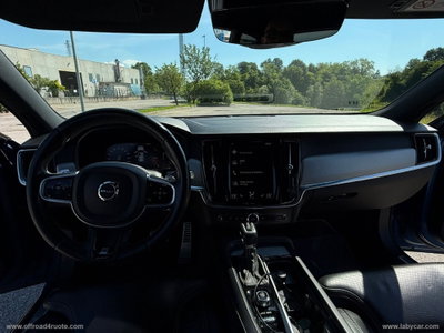 Volvo V90 D5 AWD Geartronic R-design (18)